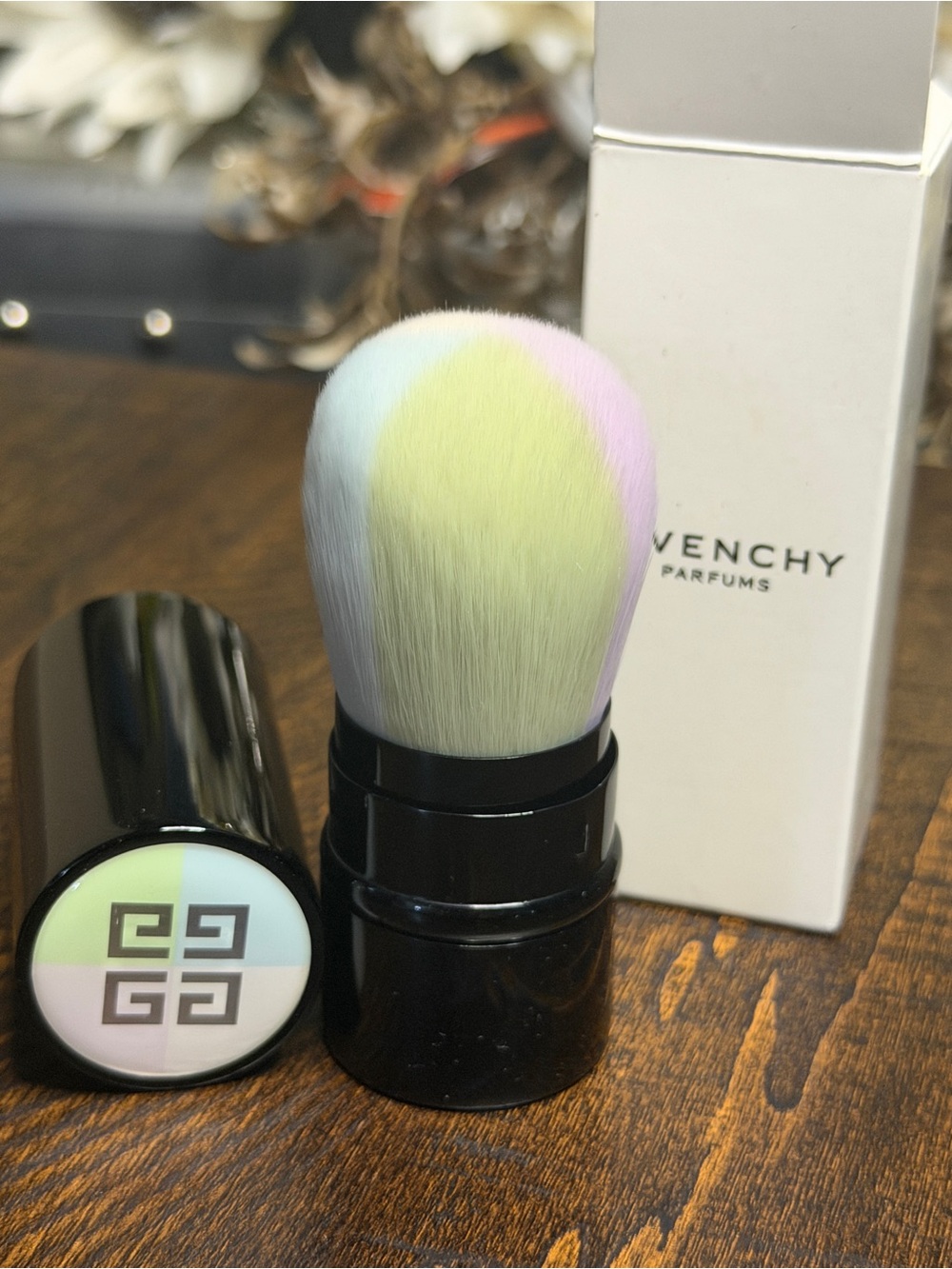 Givenchy Kabuki Prisme Libre- new